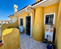 Resale - TOWNHOUSE - Torrevieja - LA SIESTA