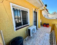 Resale - TOWNHOUSE - Torrevieja - LA SIESTA