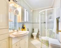 Resale - TOWNHOUSE - Torrevieja - LA SIESTA