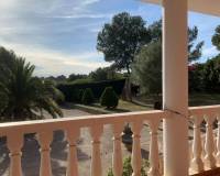 Resale - villa - Alberic