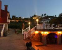 Resale - villa - Alberic