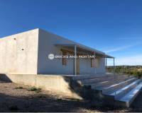 Resale - villa - Alberic