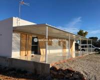 Resale - villa - Alberic