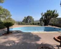 Resale - villa - Alberic