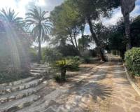 Resale - villa - Alberic