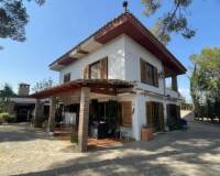 Resale - villa - Alberic