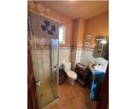 Resale - villa - Alberic