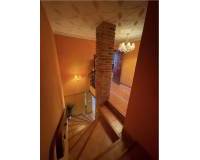 Resale - villa - Alberic