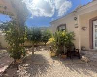 Resale - villa - Algorfa