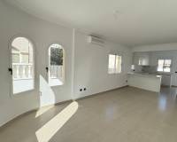 Resale - villa - Algorfa