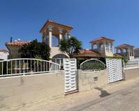 Resale - villa - Algorfa