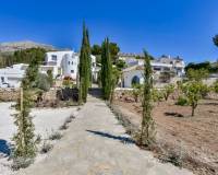 Resale - villa - Altea
