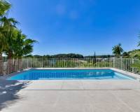 Resale - villa - Altea