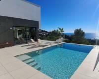 Resale - villa - Altea