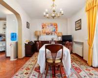 Resale - villa - Cabo Roig - MUY CERCA DE LA PLAYA