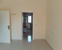 Resale - villa - Cabo Roig