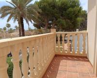 Resale - villa - Cabo Roig
