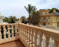 Resale - villa - Cabo Roig