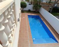Resale - villa - Cabo Roig