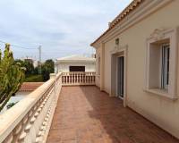 Resale - villa - Cabo Roig