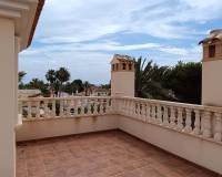 Resale - villa - Cabo Roig
