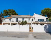 Resale - villa - Dehesa de Campoamor