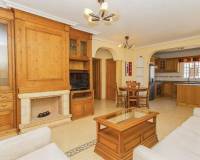 Resale - villa - El Campo