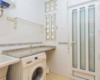 Resale - villa - El Campo