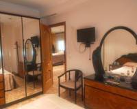 Resale - villa - Elche