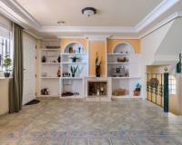 Resale - villa - Guardamar del Segura