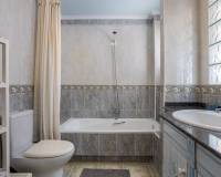 Resale - villa - Guardamar del Segura