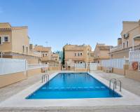 Resale - villa - Guardamar del Segura