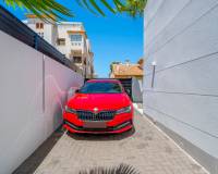 Resale - villa - Guardamar del Segura