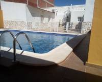 Resale - villa - Los Montesinos - Centro