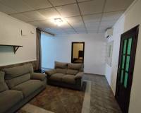 Resale - villa - Los Montesinos - Centro