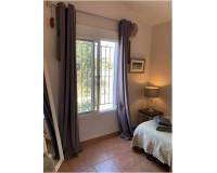 Resale - villa - Oliva