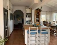 Resale - villa - Oliva