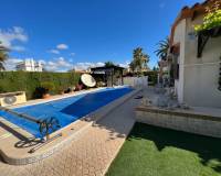 Resale - villa - Orihuela - Cabo Roig
