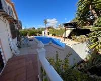 Resale - villa - Orihuela - Cabo Roig