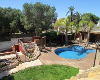 Resale - villa - Orihuela - Campoamor