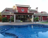 Resale - villa - Orihuela - Campoamor