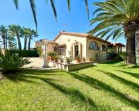 Resale - villa - Orihuela Costa - Cabo Roig