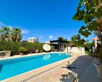 Resale - villa - Orihuela Costa - Cabo Roig