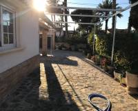 Resale - villa - Orihuela Costa - Cabo Roig