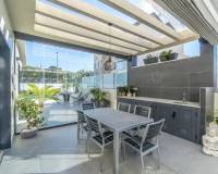 Resale - villa - Orihuela Costa - Campoamor