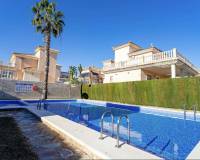 Resale - villa - Orihuela Costa - Los Altos