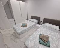 Resale - villa - Orihuela Costa - Villamartín