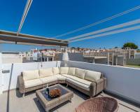 Resale - villa - Orihuela Costa - Villamartín