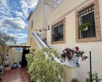 Resale - villa - Orihuela Costa