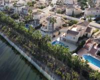 Resale - villa - Orihuela Costa